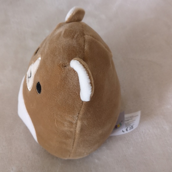 Greta brown bear Squishmallow 5 inches - Picture 4 of 4
